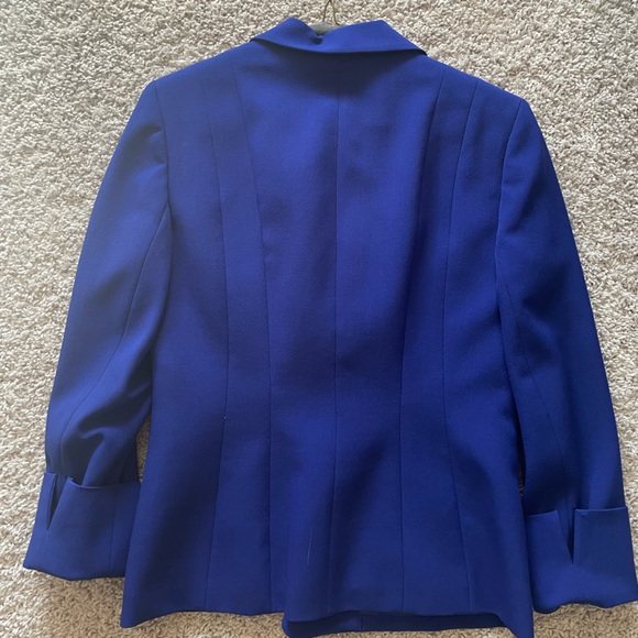 Blazer! - Picture 4 of 4